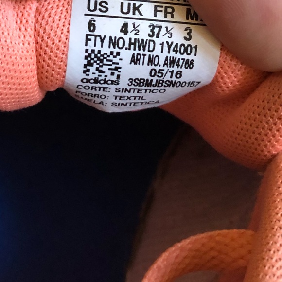 Adidas sneakers. Super cute and unique colour. Excellent used condition. - Picture 10 of 11